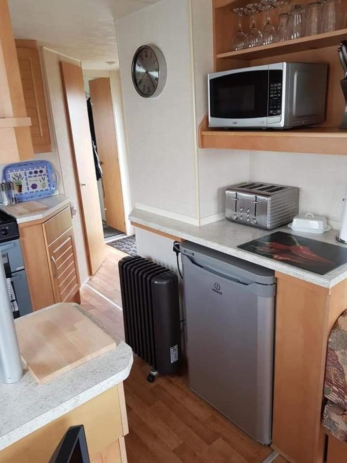I 10 Caravan 4 Berth Chase Caravan Park Ingoldmells Exteriör bild